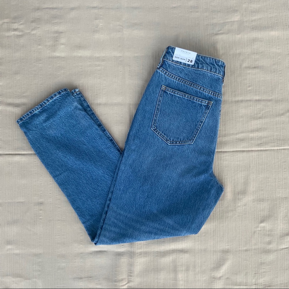 PacSun Mom Jeans